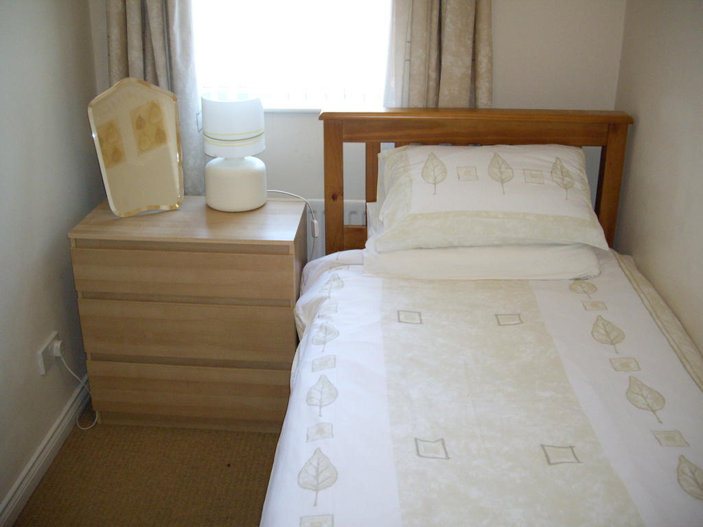 Causeway Holiday Homes Колрейн Номер фото