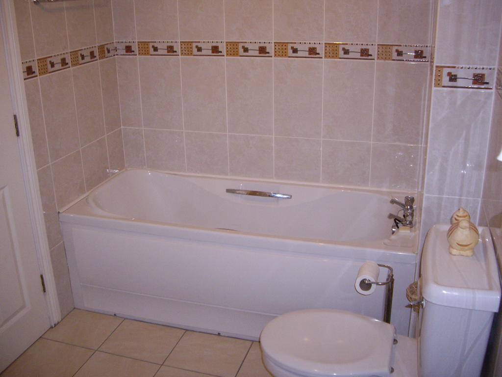 Causeway Holiday Homes Колрейн Номер фото